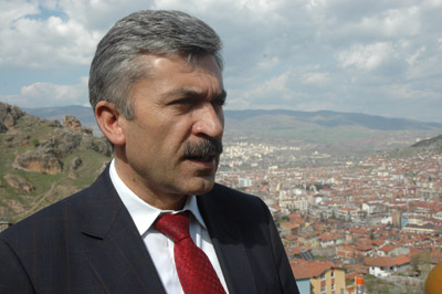 Doç. Dr. Adnan ÇİÇEK