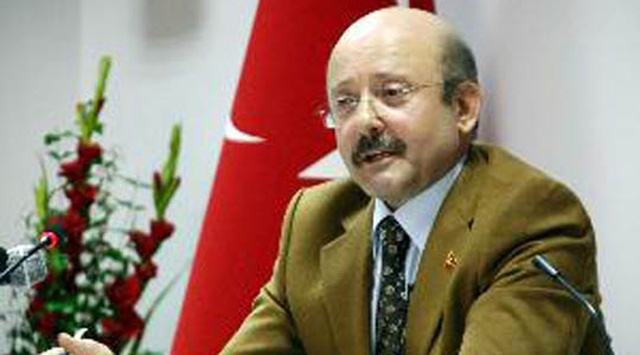 Turhan TOPÇUOĞLU