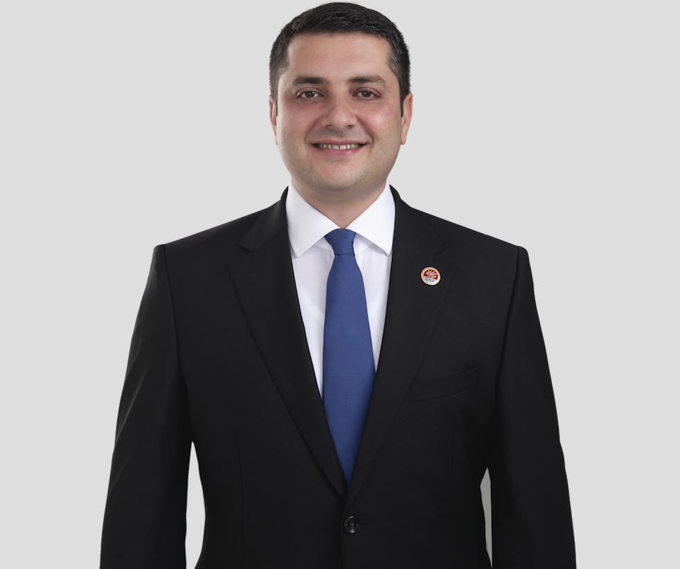 Övünç DEMİR