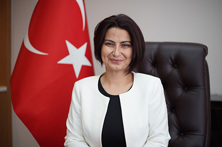 Saliha ÖZÇINAR